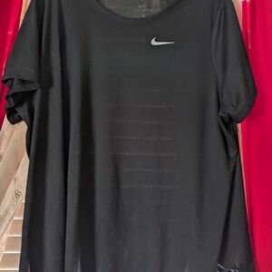 Women's plus Nike